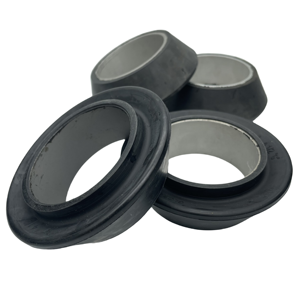 Tazza per tampone 4 1/2 "a V in gomma per giacimenti petroliferi testati sul campo con azione di tenuta costante per un efficiente tampone - Product Image 2