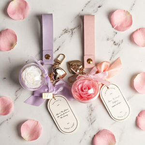 Llavero de Rosa Preservada de Gran Venta, Colgante Floral con Caja de Regalo Premium, Accesorios de Decoración para Bolsos de Moda con Bonificación Gratuita - Product Image 1