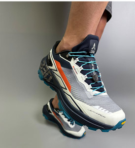 Chaussures de randonnée et de course basses, respirantes, imperméables, antidérapantes, sans couture 5D, pour l'extérieur, mode couple, hiver et été - Product Image 4