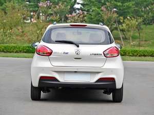 รถยนต์มือสอง บาวจุน 310 รุ่นปี 2017 เครื่องยนต์ 1.5 ลิตร เกียร์อัตโนมัติ รุ่นแฟชั่น เบาะผ้าสีเข้ม แบบแฮทช์แบ็ก ราคาประหยัด ไมล์น้อย ราคาถูก - Product Image 3