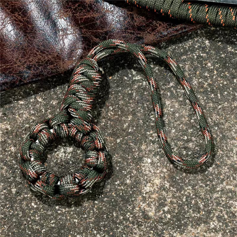 YELARXI Portachiavi in alluminio con cordino in paracord, resistente, intrecciato, con anello a D, adatto per uomini, donne, chiavi, zaini, campeggio, escursionismo, confezione da 2, arancione