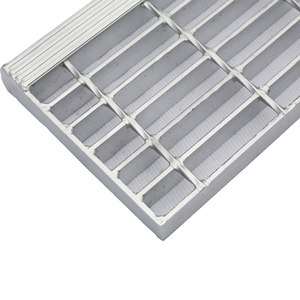 <span class=keywords><strong>คำนวณ</strong></span>ตามความต้อง<span class=keywords><strong>การ</strong></span>ของลูกค้า  แผ่น<span class=keywords><strong>บันได</strong></span>เหล็กชุบสังกะสีสำหรับงานก่อสร้างกลางแจ้งและอุตสาหกรรม - Product Image 4