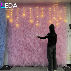 Panneau de toile de fond en tulle rose clair à volants LEDA, mur de fleurs romantique en tissu pour mariage, baby shower, fête, décoration de photomaton - Product Image 6