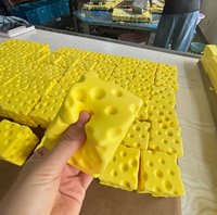Jouets anti-stress en PU en forme de cube de fromage réaliste jaune doux, à remontée lente, vente en gros, très populaires
