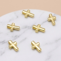 Großhandel Hochglanzpolierte Messing-Kreuz-Abstandsperlen Wasserdichte Christliche Religiöse Anhänger DIY Schmuckherstellung Zubehör