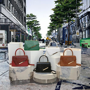 Bolso de Hombro Cruzado de PU Simple y Personalizado, Venta Directa de Fábrica 2025, Bolso de Mano Cuadrado Tamaño M Económico para Mujer - Product Image 3