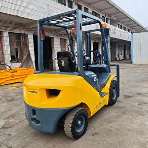 Montacargas Komatsu de 2.5T y 3m con Mástil de Dos Etapas, Usado, Entrega Rápida, Motor Diésel Japonés Original de Combustión Interna, Precio Bajo - Product Image 2