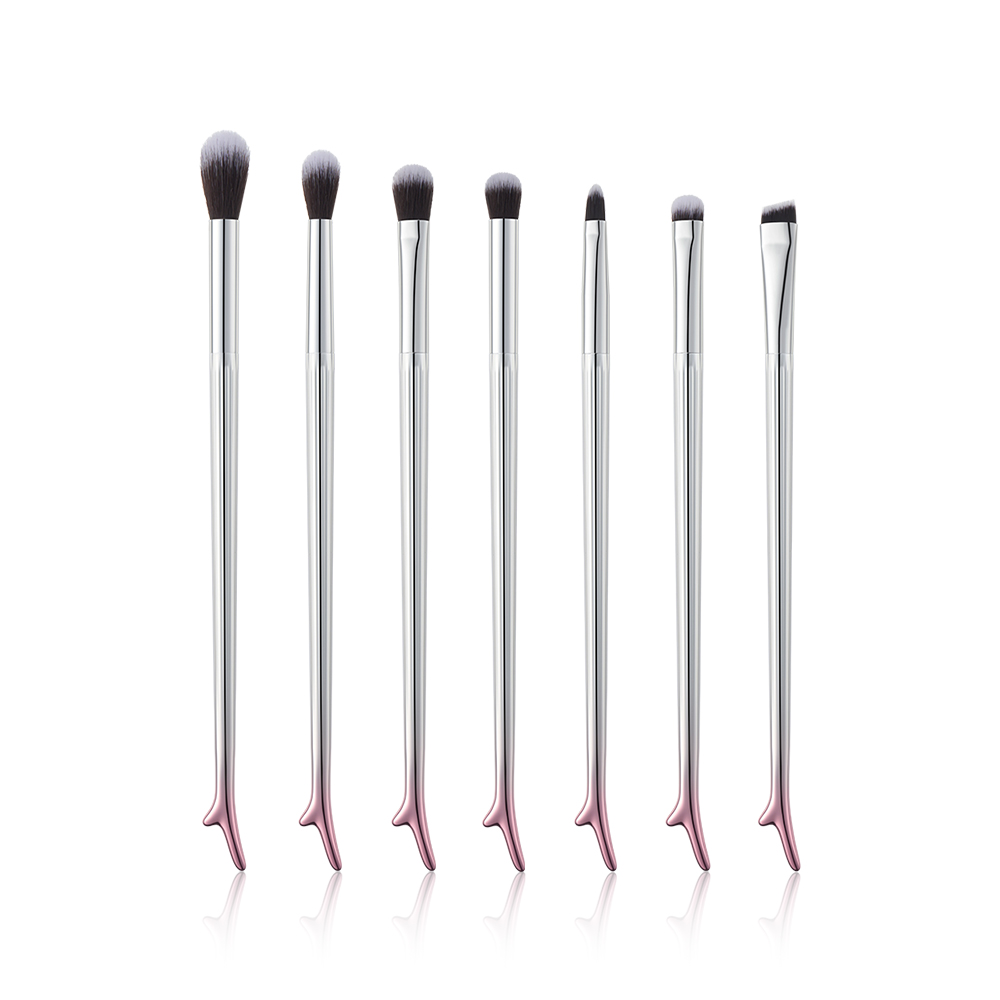 7 pièces par ensemble