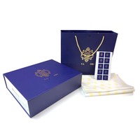 Ensemble complet d'emballages en tissu avec logo d'estampage en or Boîte à abaya en carton pliable de couleur bleu marine avec sacs