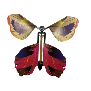 Toptan promosyon yüksek kaliteli elastik halka kelebek sihirli Prop uçuş simülasyon kelebek sihirli kelebek uçan