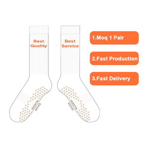 Quentin biểu tượng tùy chỉnh không trượt Silicone bóng đá Vớ thể thao Grip chống trượt vớ bóng đá Custom made Unisex - Product Image 1