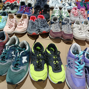 Chaussures de marche et de sport respirantes en maille à lacets pour hommes et femmes, vente en gros - Product Image 1