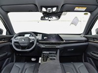 Voiture de sport Changan Uni-V 1.5t 2.0t Essence Berline/Hatchback Automatique Cuir Métal 5