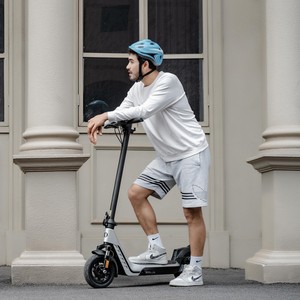 Patinete Eléctrico Plegable Haying EN17128 para Adultos, 350W/500W, Rueda de 10 Pulgadas, Suspensión Delantera y Trasera, Batería Inteligente, Dos Ruedas, para Carretera - Product Image 4