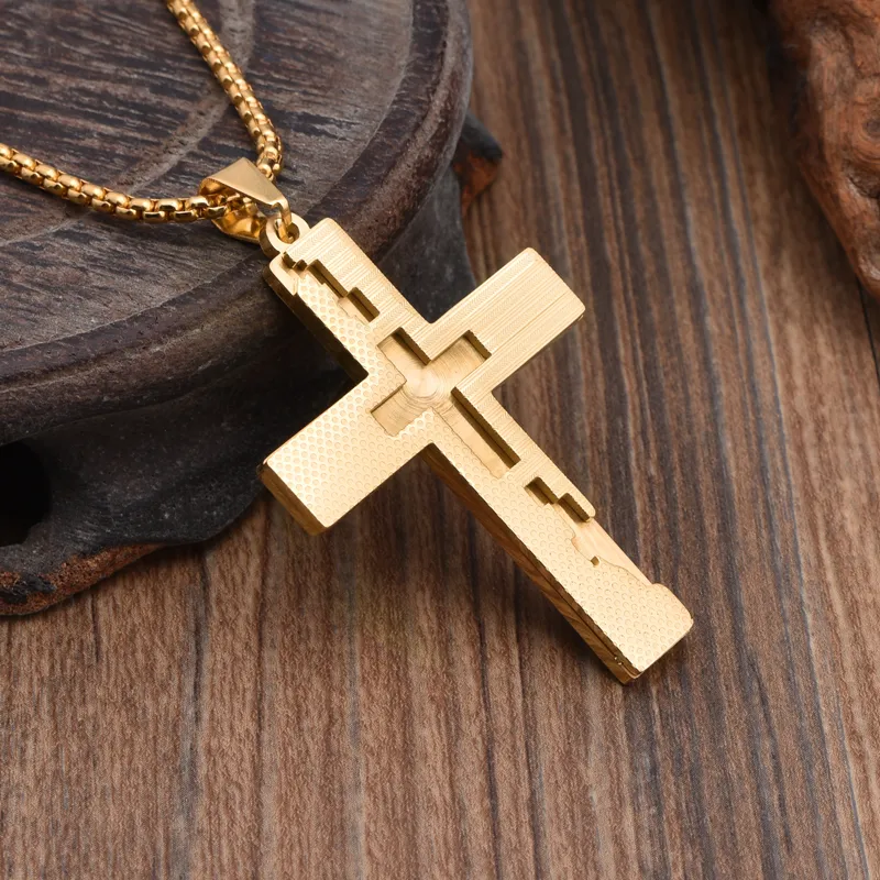 Gioielli con collana a croce con pendente da uomo in cristo placcato in oro 18 carati, collana con croce religiosa in acciaio inossidabile personalizzata