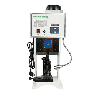 Machine de sertissage de bornes semi-automatique silencieuse de haute précision avec moule transversal OTP - Product Image 6