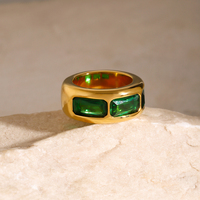 J&D Beliebter Vintage-Schmuck Edelstahl 18K Gold Ringe für Frauen Weiß-Grüner Zirkon Breite Ringe