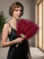 Éventails en Plumes Faits Main pour Carnaval, Artisanat Rouge en Plumes d'Autruche, Éventails de Danse Burlesque pour Fêtes Festives et Spectacles Burlesques