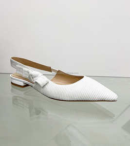 <span class=keywords><strong>Pelle</strong></span> di vitello di alta qualità tacchi in <span class=keywords><strong>pelle</strong></span> di lusso ricamato nero di Design <span class=keywords><strong>sandali</strong></span> con cinturino Slingback donna ragazze pump <span class=keywords><strong>sandali</strong></span> - Product Image 4