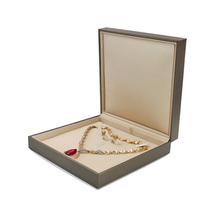 Usine directe boîtes à bijoux populaires luxe en cuir Pu haut de gamme logo personnalisé couleur bijoux emballage cadeau ensemble boîtes
