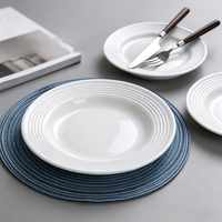 Assiettes de dîner, de soupe et de salade en porcelaine blanche pure côtelée, écologiques, en céramique contemporaine gaufrée, vente en gros d'usine en vrac