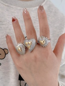 Anelli di lusso alla moda multistile stile <span class=keywords><strong>amore</strong></span> alla moda argento lucido <span class=keywords><strong>con</strong></span> placcatura in oro accessori di lusso per festa di fidanzamento tutti i giorni - Product Image 2