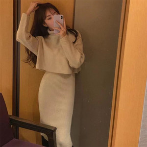 Vestido de suéter de punto Cuello alto Moda coreana Suéteres de punto Conjunto de dos piezas Traje de suéter liso de otoño e invierno - Product Image 3