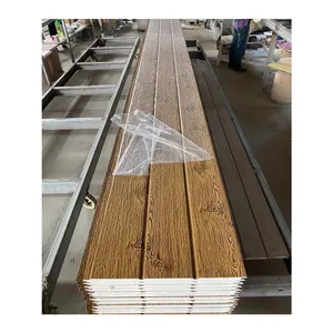 Ahır siding galvanizli çelik sandviç panel fiyat fabrika fiyat paneli tuğla tipi PU sandviç duvar dış paneller