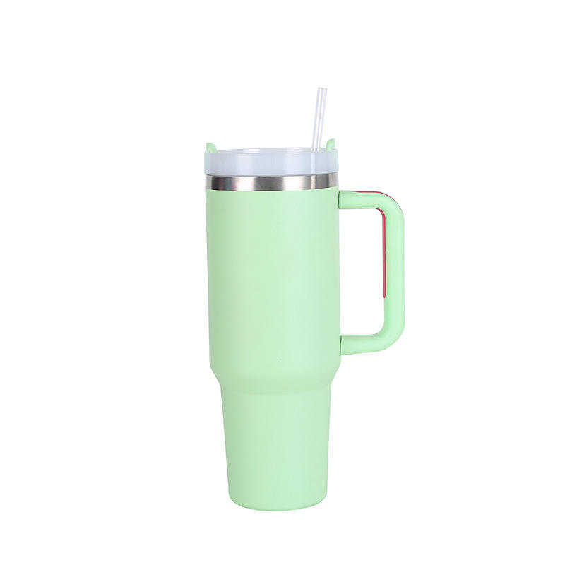 สีเขียวอ่อน