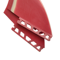 Aileron de planche de surf de couleur rouge et blanche pour le surf ailerons en fibre de verre à double quille