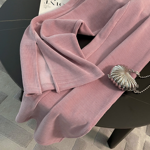 Completo Sportivo Casual Streetwear Taglie Forti da Donna, Set Due Pezzi Primaverile con Top Corto con Cappuccio e Pantaloni Larghi con Spacco - Product Image 6