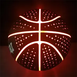 Ballon de basket-ball en cuir PU avec éclairage LED de taille 5 étanches lueur dans le noir avec 2 LED pour l'entraînement et les cadeaux pour les enfants