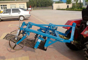 Cosechadora <span class=keywords><strong>de</strong></span> Patatas 4U-1 <span class=keywords><strong>de</strong></span> Alta Eficiencia para Granjas y Huertos con Excavación, Limpieza y Recolección Automática <span class=keywords><strong>de</strong></span> Tubérculos - Product Image 4