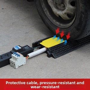 Reductor <span class=keywords><strong>de</strong></span> <span class=keywords><strong>velocidad</strong></span> <span class=keywords><strong>de</strong></span> caucho <span class=keywords><strong>de</strong></span> alta resistencia, antideslizante y resistente al desgaste <span class=keywords><strong>para</strong></span> carreteras y <span class=keywords><strong>calles</strong></span> - Product Image 3