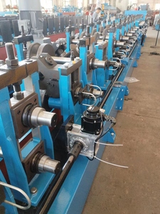 1,5-3,5mm de espesor <span class=keywords><strong>C</strong></span> <span class=keywords><strong>Z</strong></span> forma Purlin máquina formadora de rollos automáticamente Ancho ajustable <span class=keywords><strong>C</strong></span> canal que hace la máquina - Product Image 3