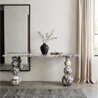 Table console moderne de luxe personnalisée en marbre Calacatta Viola avec base en sphères empilées pour entrée