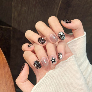Diseño # 3218 Nuevo Juego de 10 <span class=keywords><strong>Uñas</strong></span> Postizas Hechas a Mano, Cortas y Redondas, Estilo Punk Y2K, <span class=keywords><strong>Color</strong></span> Negro Plateado Metálico, Puntas de <span class=keywords><strong>Uñas</strong></span> de Alta Calidad - Product Image 3