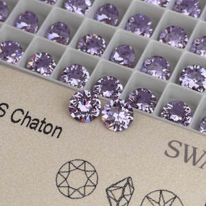 Boucles d'oreilles magnétiques pour femmes, personnalisées, en acier inoxydable 316L, avec diamants, style fashion. - Product Image 6