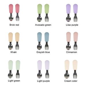 Articles pour l'autonomie alimentaire du bébé : bavoirs et ustensiles réutilisables en silicone et acier inoxydable, motifs de dessins animés, non toxiques, anti-déversement, compatibles lave-vaisselle - Product Image 5