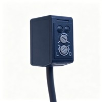 Pemindai Barcode Asli Baru 1018556 CLV450-0010 10-30V DC IP67 CLV4500010 Tersedia di Stok