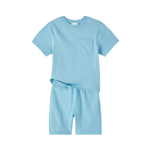 Conjunto de punto oversize para niños: camiseta de hombros caídos y pantalones cortos relajados, inspirado en el estilo urbano, ideal para verano, casual o juegos urbanos, comodidad superior. - Product Image 1