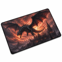 Tappetino da Gioco in Gomma Naturale Antiscivolo con Stampa a Sublimazione 300DPI, Produttore OEM, Playmat TCG Personalizzato con Bordo Cucito Impermeabile