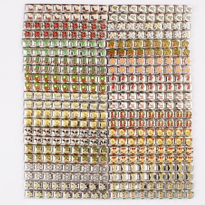 สร้อยข้อมือสแตนเลสสตีลชุบทองแบบโมดูลาร์สไตล์อิตาลี รุ่นใหม่ ดีไซน์ทันสมัยสำหรับโอกาสพิเศษ - Product Image 1