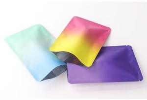 Coloré Mylar Feuille D'aluminium Ziplock Sac Étanche À L'air PVC PET PE Sacs En Plastique pour Emballage et Bijoux Découpé Poignée D'étanchéité - Product Image 6