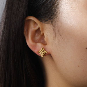 Myshape-pendientes de tuerca de nudo de bruja <span class=keywords><strong>para</strong></span> mujer, de <span class=keywords><strong>buena</strong></span> <span class=keywords><strong>suerte</strong></span>, Triángulo de acero inoxidable, amuleto irlandés, joyería Celtics - Product Image 4