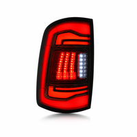 Feux arrière à LED à défilement séquentiel Nafu Auto avec lentille rouge fumée pour Dodge RAM1500 RAM2500 Pickup – Kit de remplacement de feux arrière