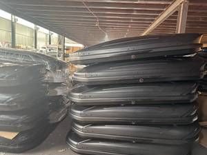 Boîte <span class=keywords><strong>de</strong></span> rangement <span class=keywords><strong>de</strong></span> <span class=keywords><strong>toit</strong></span> robuste 4x4 en alliage d'aluminium, double verrouillage central, étanche, pour le camping en montagne et les aventures, 900L, gris - Product Image 5