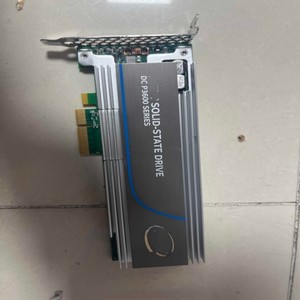 SSD Internal Server Enterprise PCIe NVMe P3600 1.6TB Original Teruji Bekas Pakai - Product Image 2