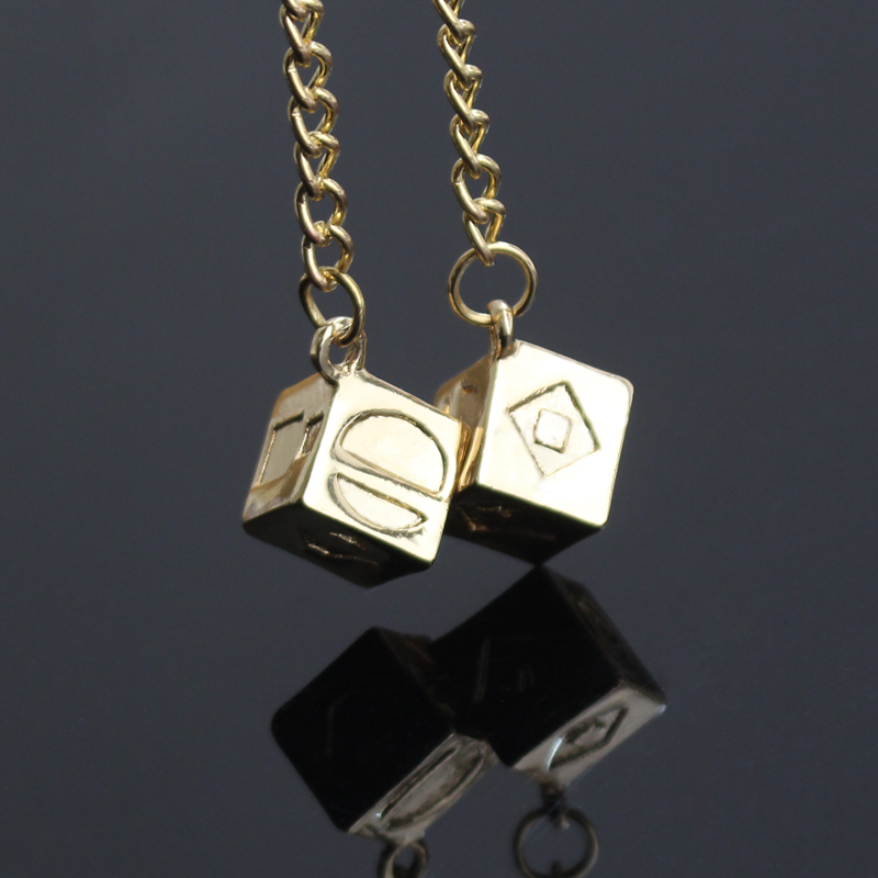 最後のジェダイハンソロラッキーダイスプロップゴールドカラー密輸業者