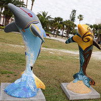Statues de dauphins personnalisées de haute qualité, taille réelle, en fibre de verre, avec fontaine d'eau pour la décoration de piscine extérieure